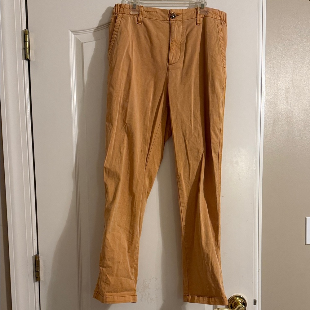 Women’s Golden Old Navy Pants